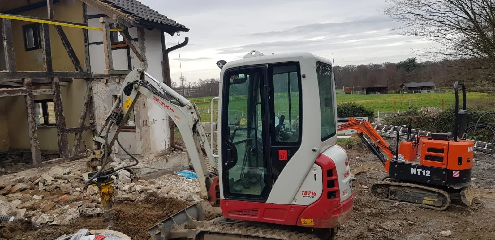 Minibagger im Einsatz in Solingen